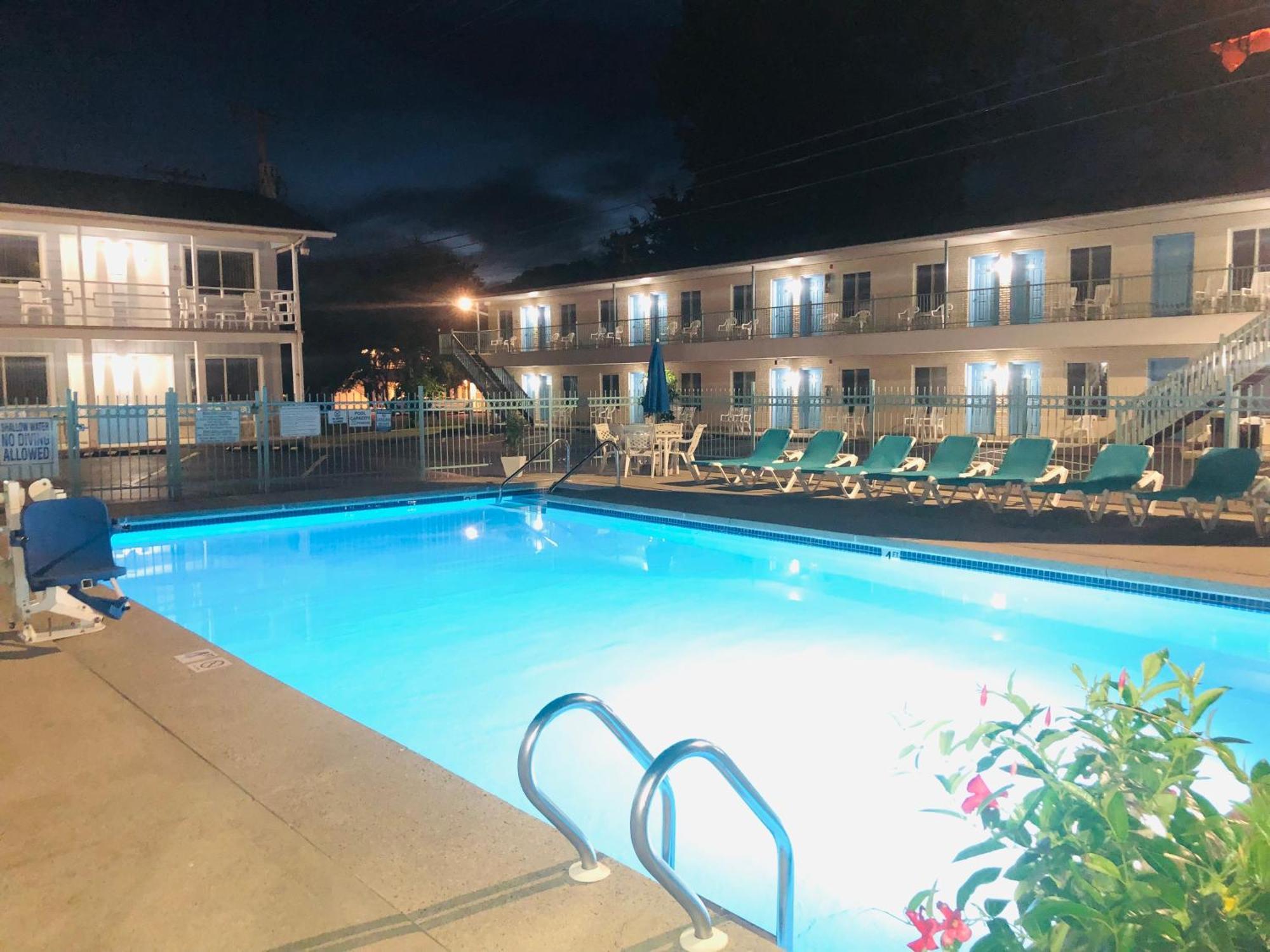 Starlite Motel Wisconsin Dells Exterior foto